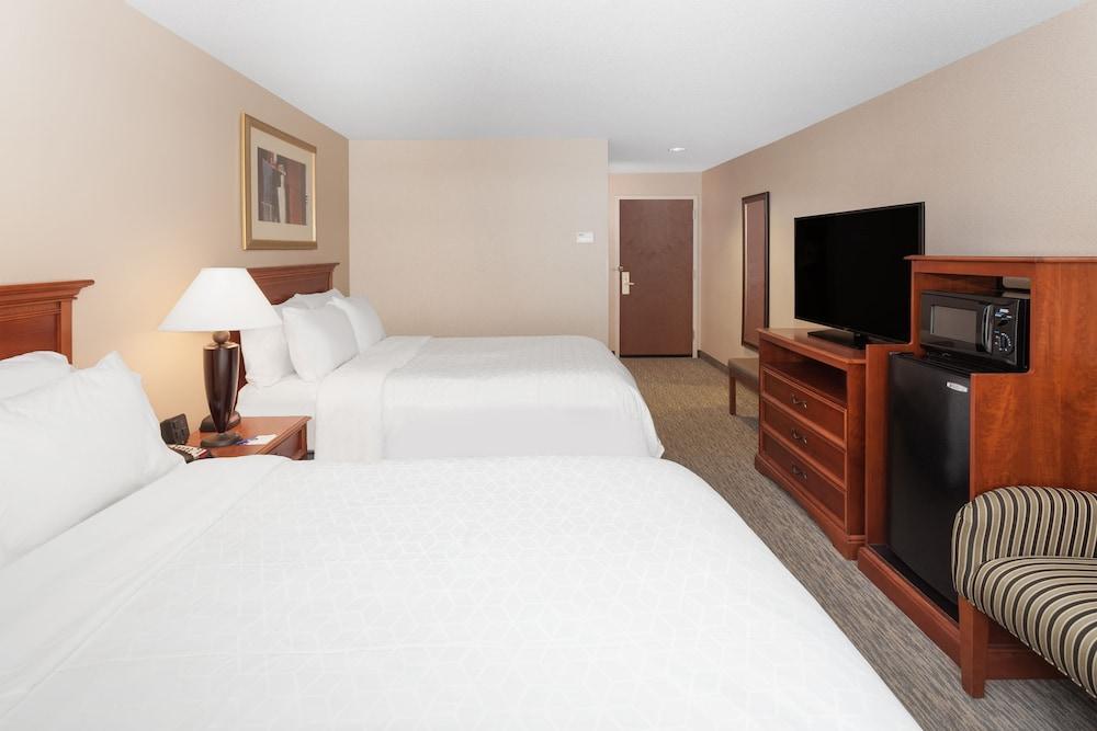 Holiday Inn Express & Suites Tilton By Ihg Luaran gambar