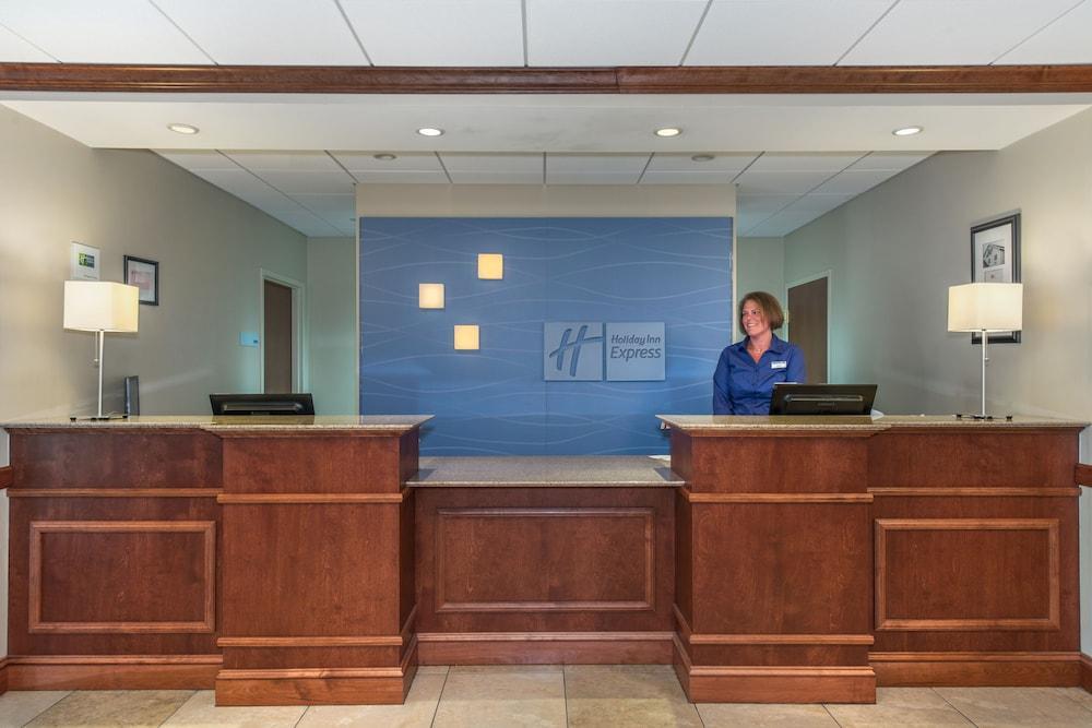 Holiday Inn Express & Suites Tilton By Ihg Luaran gambar