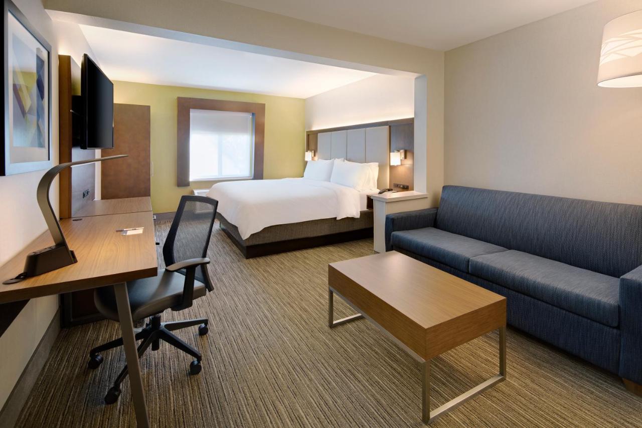 Holiday Inn Express & Suites Tilton By Ihg Luaran gambar