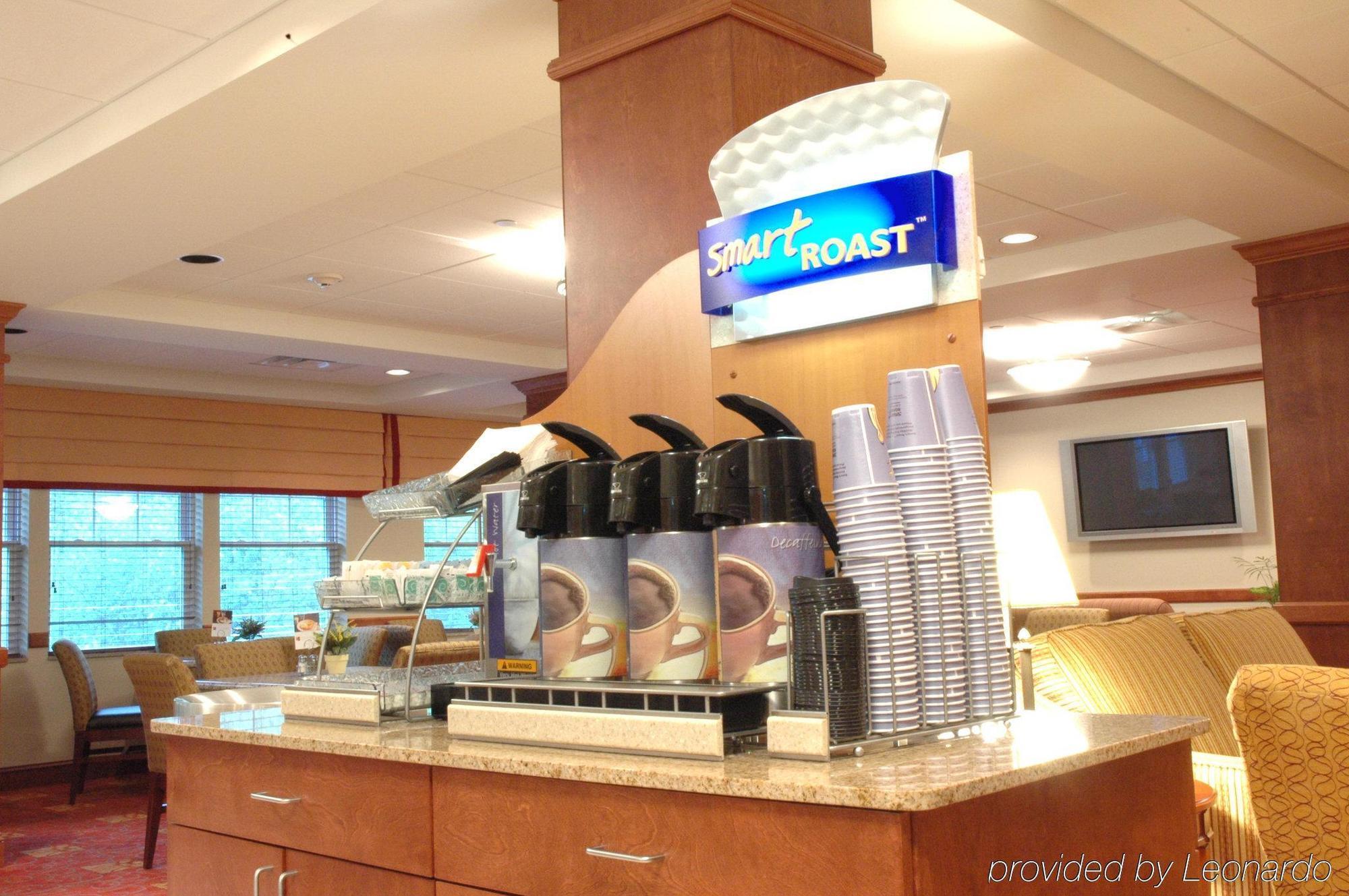 Holiday Inn Express & Suites Tilton By Ihg Restoran gambar